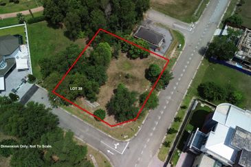 Perdana Lakeview East