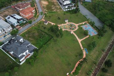 Jalan Rimba Riang 9/12