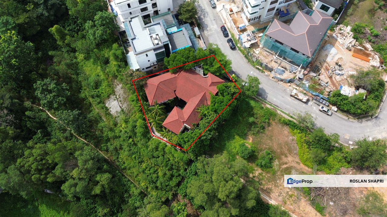 9 Bedroom Mansion with Central Koi Pond at Alam Sutera Bukit Jalil Kuala Lumpur, Kuala Lumpur, Bukit Jalil