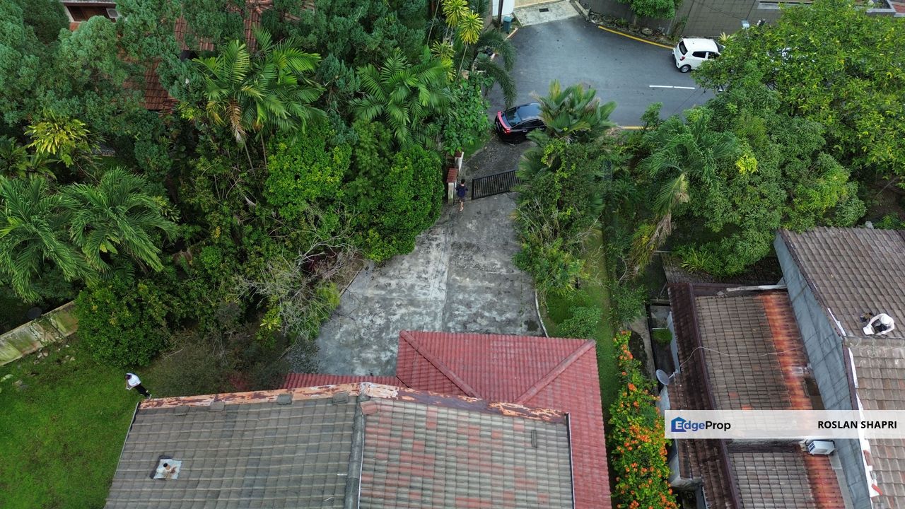 BANGSAR PARK - Exquisite 2-Storey Bungalow ON 11,097 sq ft Land!, Kuala Lumpur, Bangsar