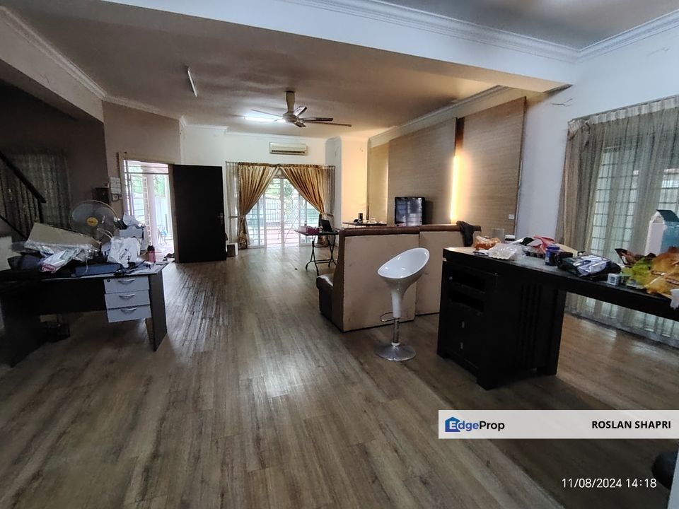 Elegant Semi-D in Taming Indah, Bandar Sungai Long – Spacious, Secure, and Freehold, Selangor, Bandar Sungai Long