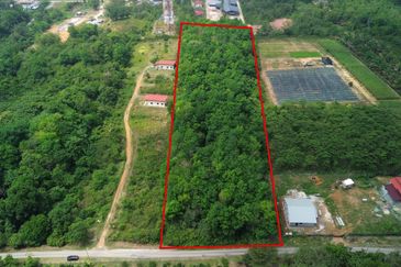Incredible Deal: Prime Agricultural Land for Sale in Labu Batu 8 N.Sembilan!
