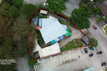 BUKIT ANTARABANGSA - A rare gem in the bustling area, the last remaining commercial land.