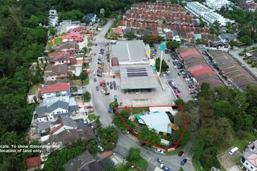 BUKIT ANTARABANGSA - A rare gem in the bustling area, the last remaining commercial land.