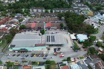 BUKIT ANTARABANGSA - A rare gem in the bustling area, the last remaining commercial land.