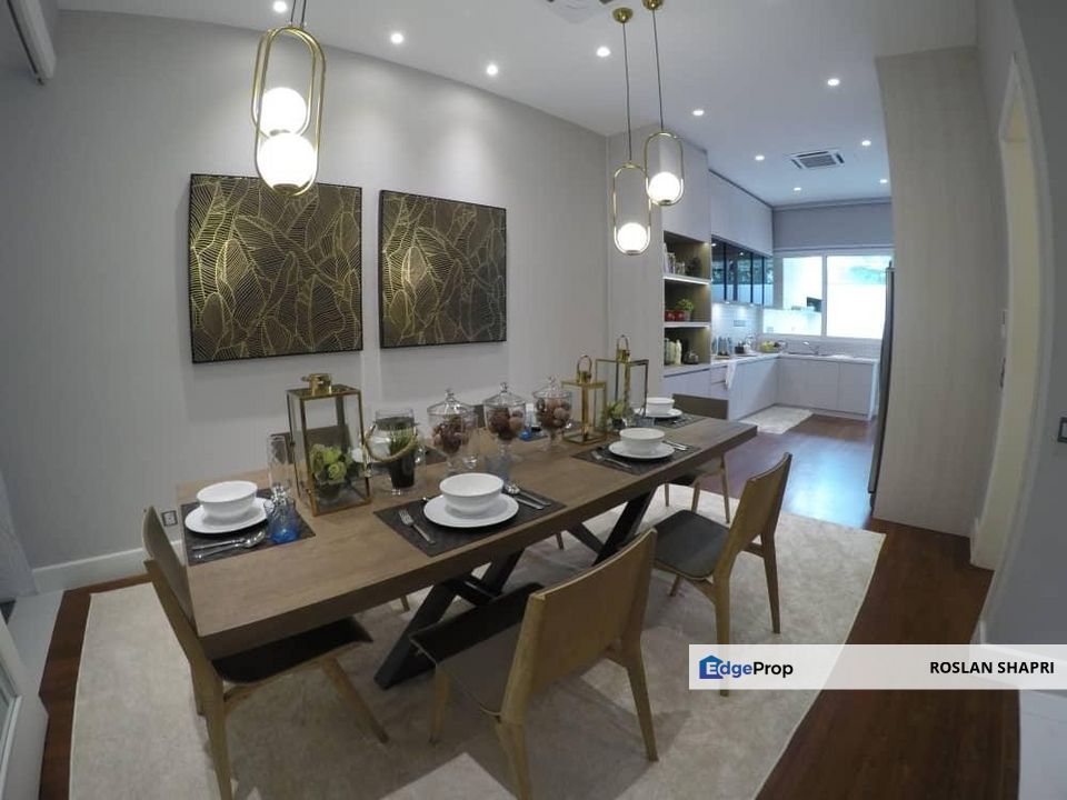 🏡 East Residence, KLGCC | Fully Renovated Luxury Home with Private Lift & Lifetime Golf Membership, Kuala Lumpur, Damansara