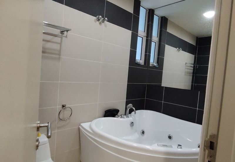 Saville @ The Park - Twin Villa