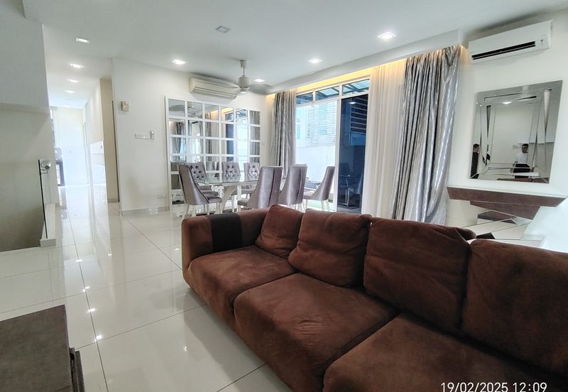 Saville @ The Park - Twin Villa