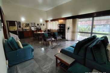 Bukit Pantai (Pantai Hill)