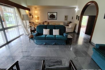 Bukit Pantai (Pantai Hill)