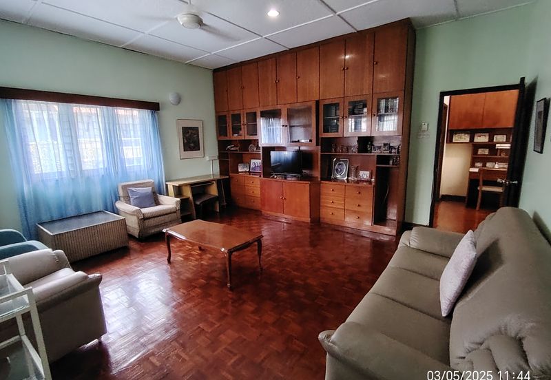 Bukit Pantai (Pantai Hill)