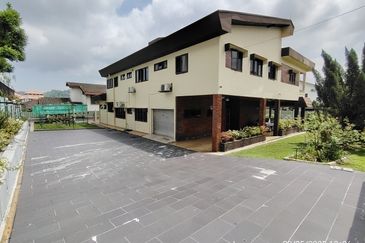 Bukit Pantai (Pantai Hill)