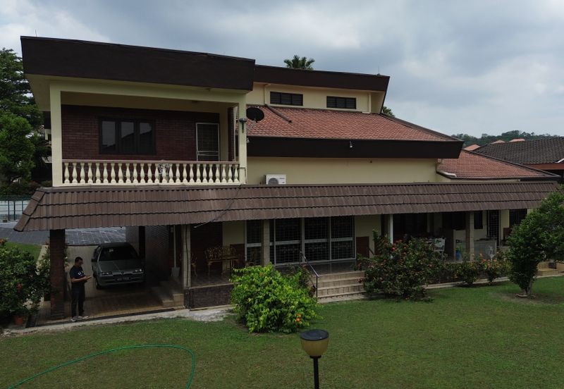 Bukit Pantai (Pantai Hill)