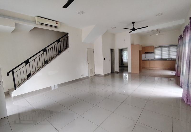 Monet Lily @ Sunsuria City