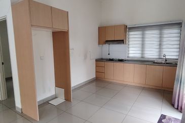 Monet Lily @ Sunsuria City