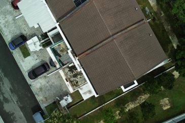 Monet Lily @ Sunsuria City