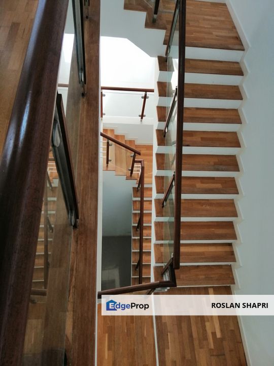 Experience the epitome of luxury living at MOZART, Symphony Hills Cyberjaya, Selangor, Cyberjaya