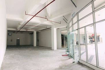 Prime F&B Retail Shop and Shop Lots for Rent