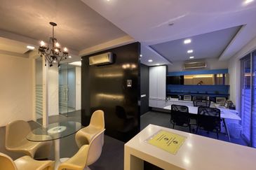 Plaza Dwitasik, Bandar Sri Permaisuri