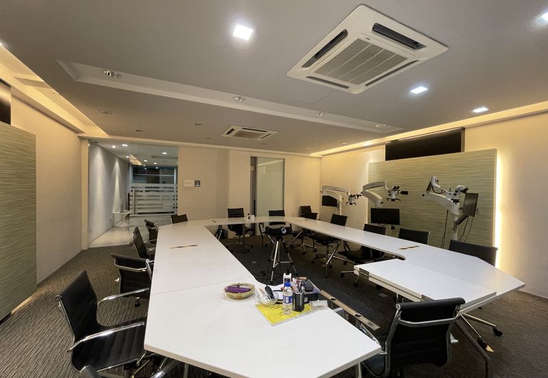 Plaza Dwitasik, Bandar Sri Permaisuri