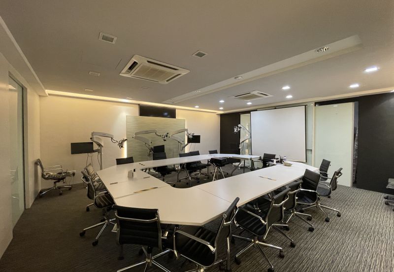 Plaza Dwitasik, Bandar Sri Permaisuri