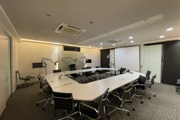 Plaza Dwitasik, Bandar Sri Permaisuri