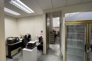 Plaza Dwitasik, Bandar Sri Permaisuri