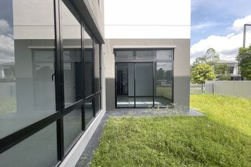 Dremien @ Eco Ardence