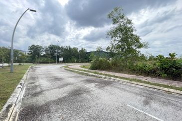 Elmina Business Park