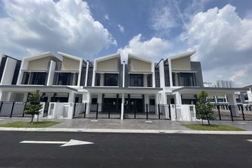 Legasi 2 , Bandar Kinrara