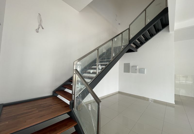 Legasi 2 , Bandar Kinrara