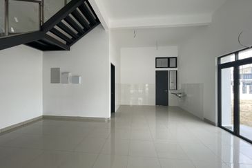 Legasi 2 , Bandar Kinrara