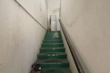 Batu Caves, Spring Crest Semi D Factory