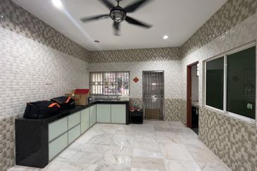 3 sty Semi D, Jinjang Utara, Kepong