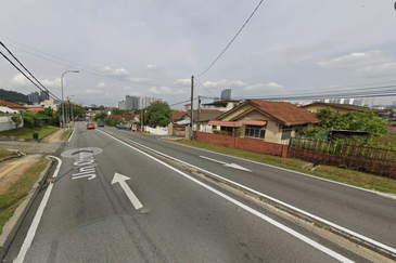 Direct main road jln othman