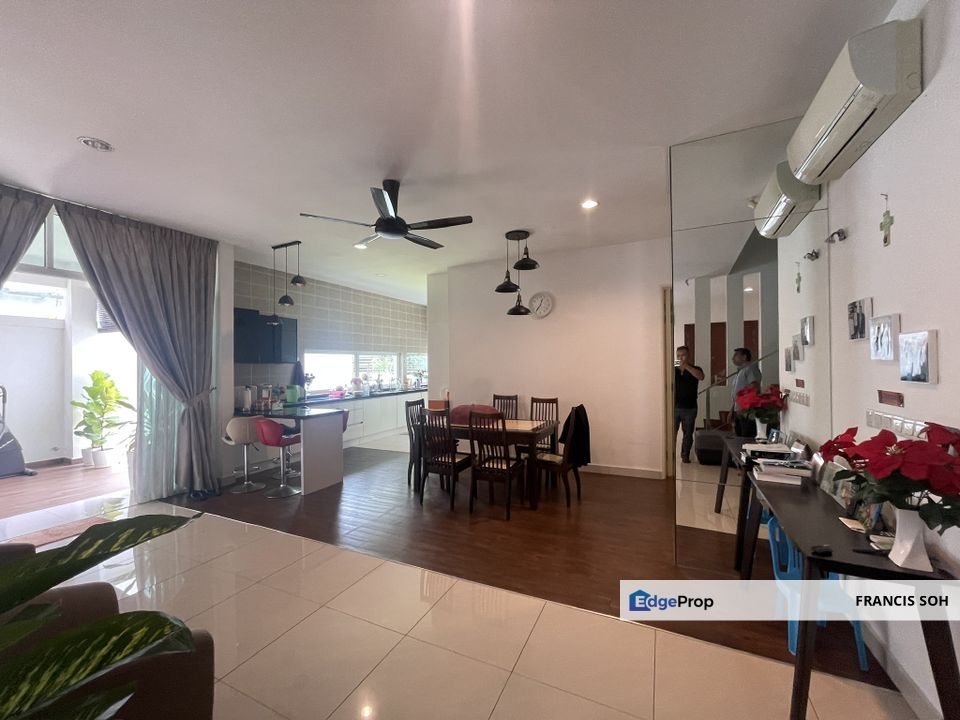 Endlot with larger land, Selangor, Puchong