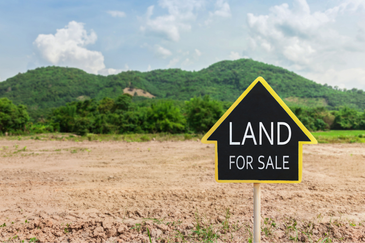 Rare opportunity land size facing main road