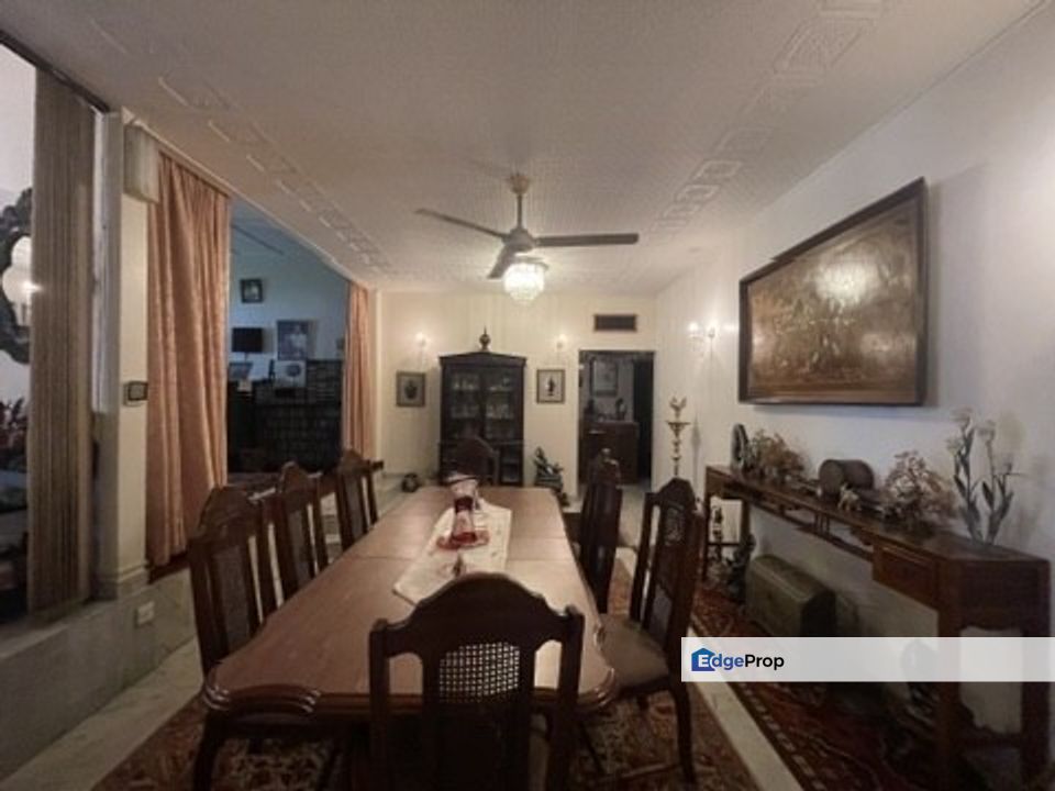 Single storey bungalow with large land, Selangor, Petaling Jaya