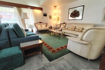 Bukit Pantai (Pantai Hill)