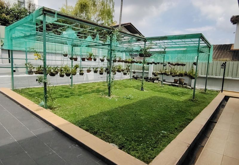 Bukit Pantai (Pantai Hill)