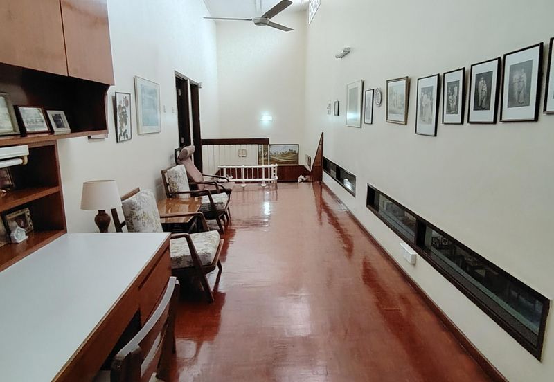 Bukit Pantai (Pantai Hill)