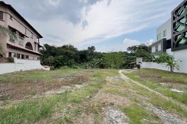 Tropicana Golf & Country Resort