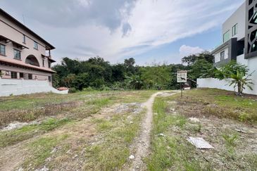 Tropicana Golf & Country Resort