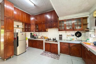 Happy Garden (Taman Gembira)