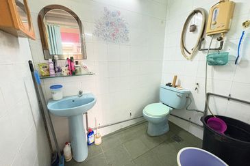 Happy Garden (Taman Gembira)