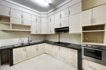 Li Villas Condominium