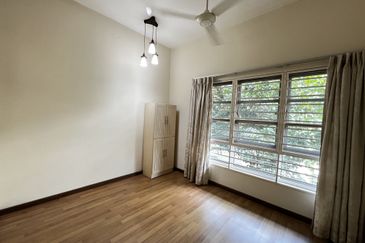 Li Villas Condominium