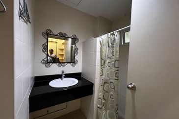 Li Villas Condominium