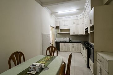 Li Villas Condominium