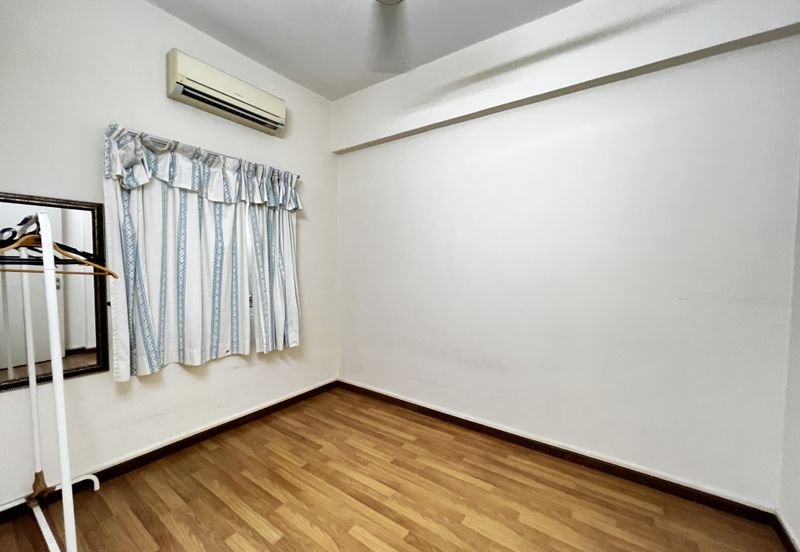 Li Villas Condominium